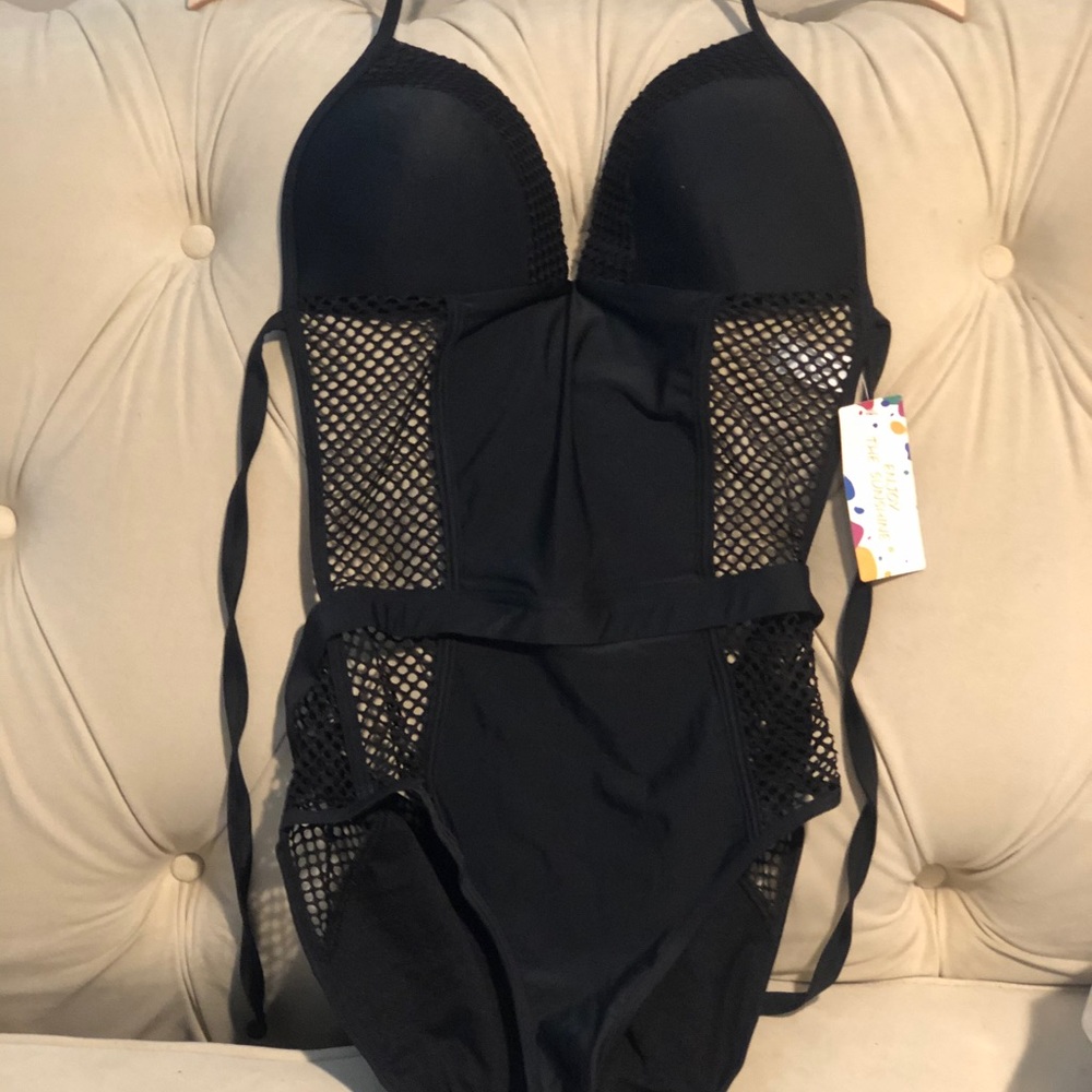 Ladies mesh Panel one Piece Swimsuits Halter Monokini Black x-Large